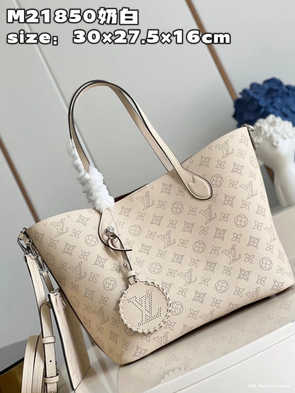 Aaa replica ru VUITTON LOUIS BLOSSOM MM 0802